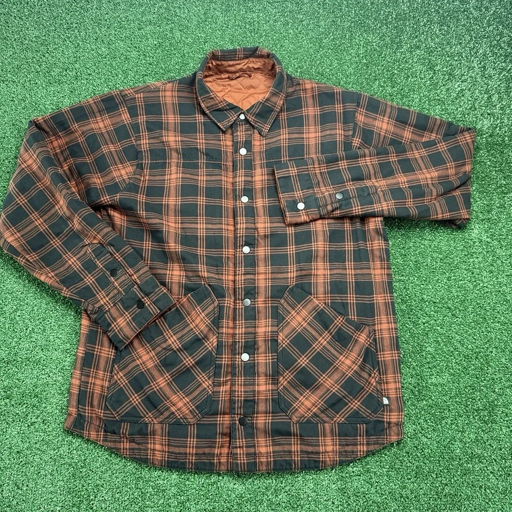 The North Face Men's Lightweight Reversible Puffer Flannel Coat Jacket XL